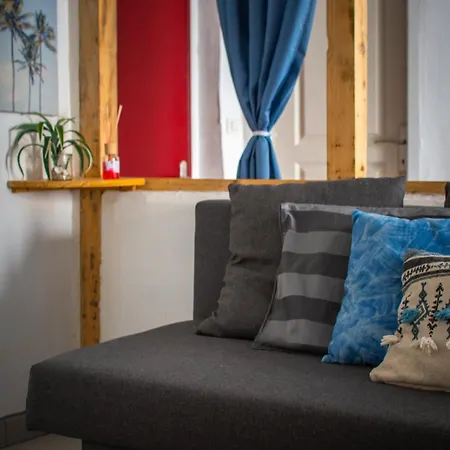 Le Pastel Riverside Centre Historique Proche Des Plages דירה