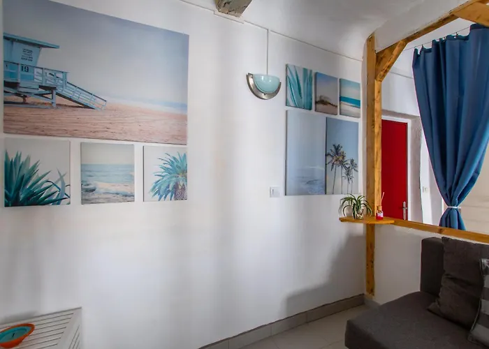 Le Pastel Riverside Centre Historique Proche Des Plages アパート